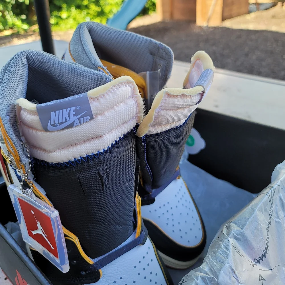 Jordan 1 UNLA - Picture 7 of 7